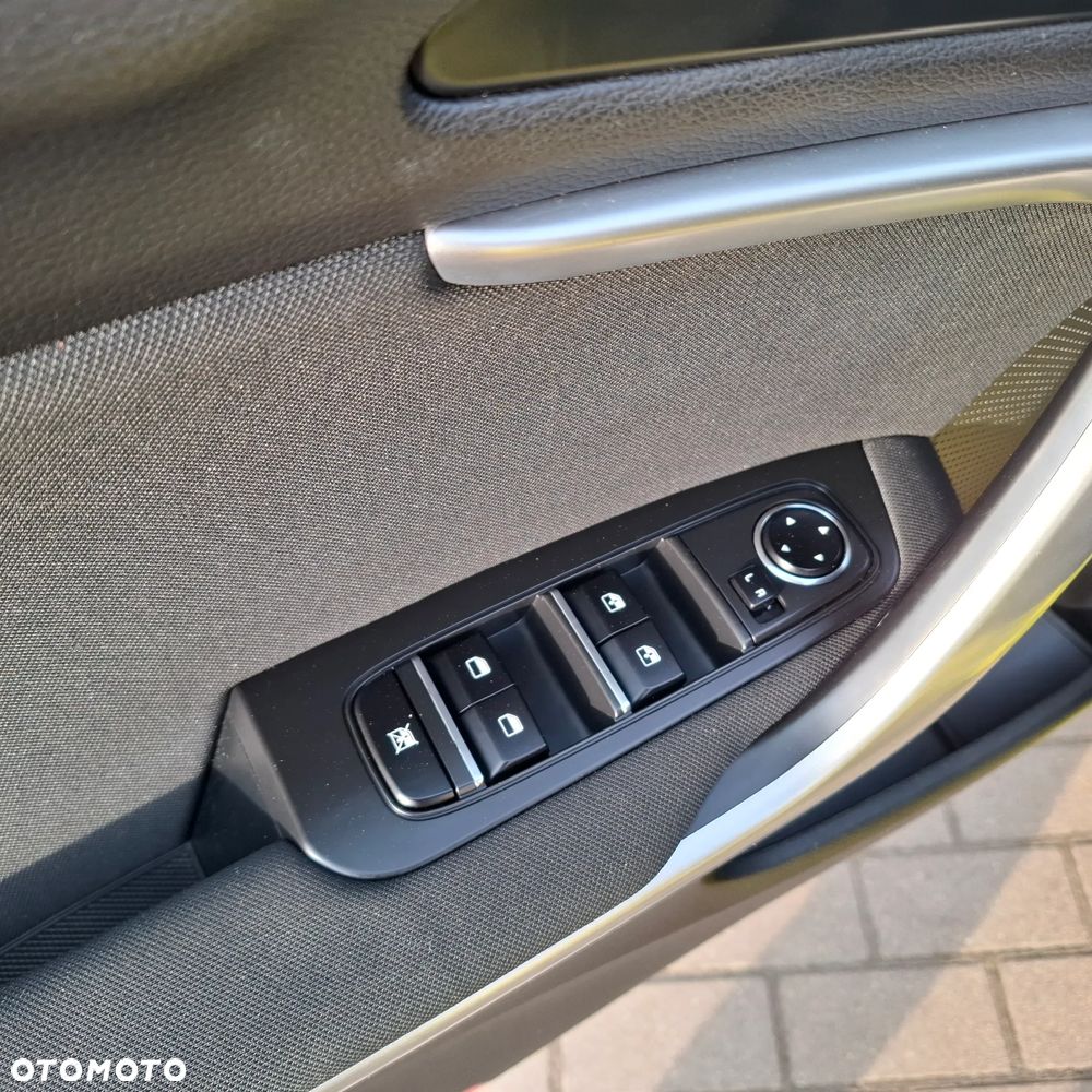 Kia Ceed 1.6 CRDi (48V Mild-Hybrid) Vision - 18