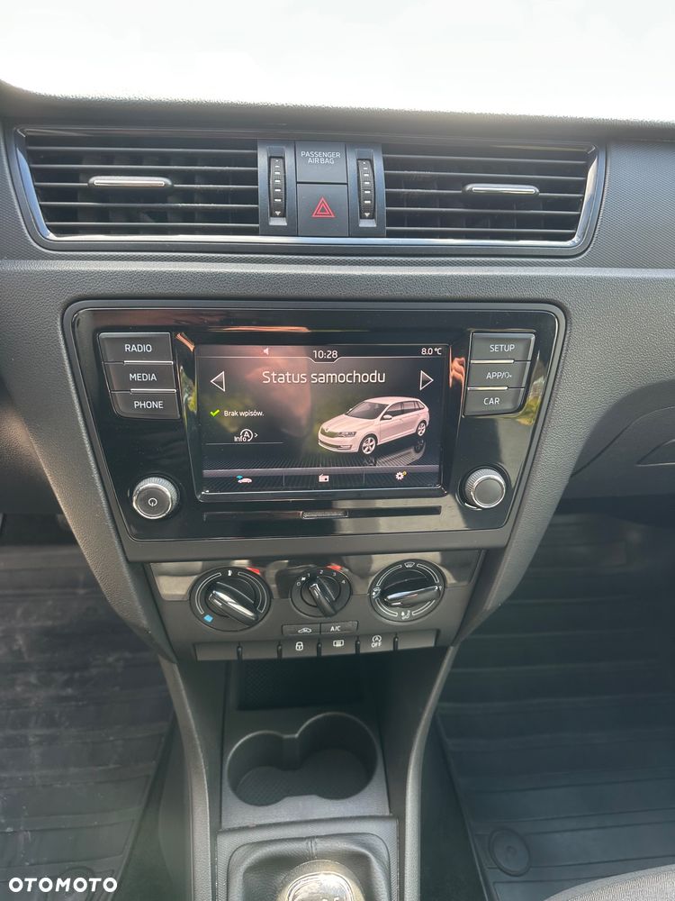 Skoda RAPID 1.4 TDI DPF Edition - 17