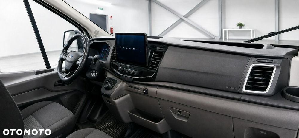 Ford Transit - 17