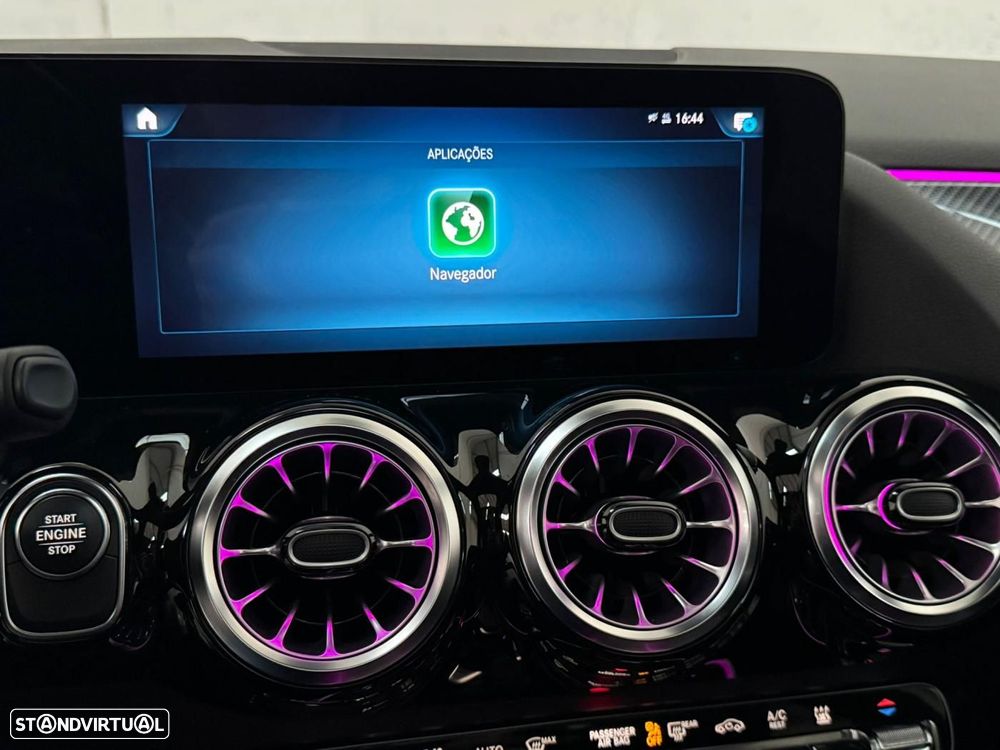 Mercedes-Benz GLA 250 e AMG Line - 38