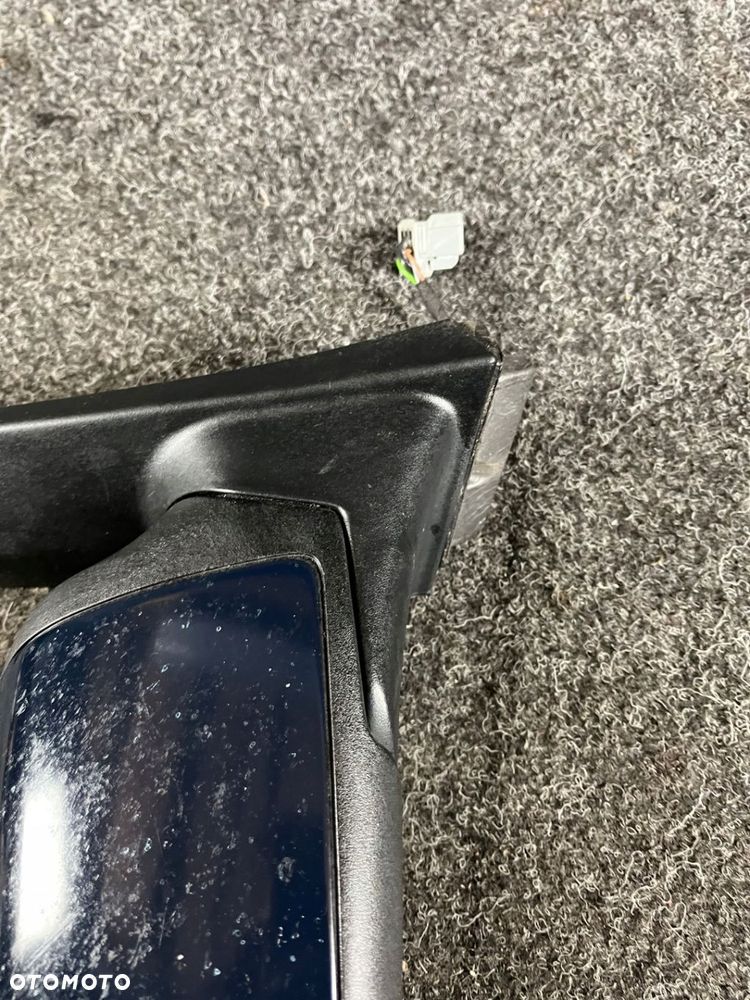 lusterko zewnętrzne prawe ford c-max 5 pin - 8