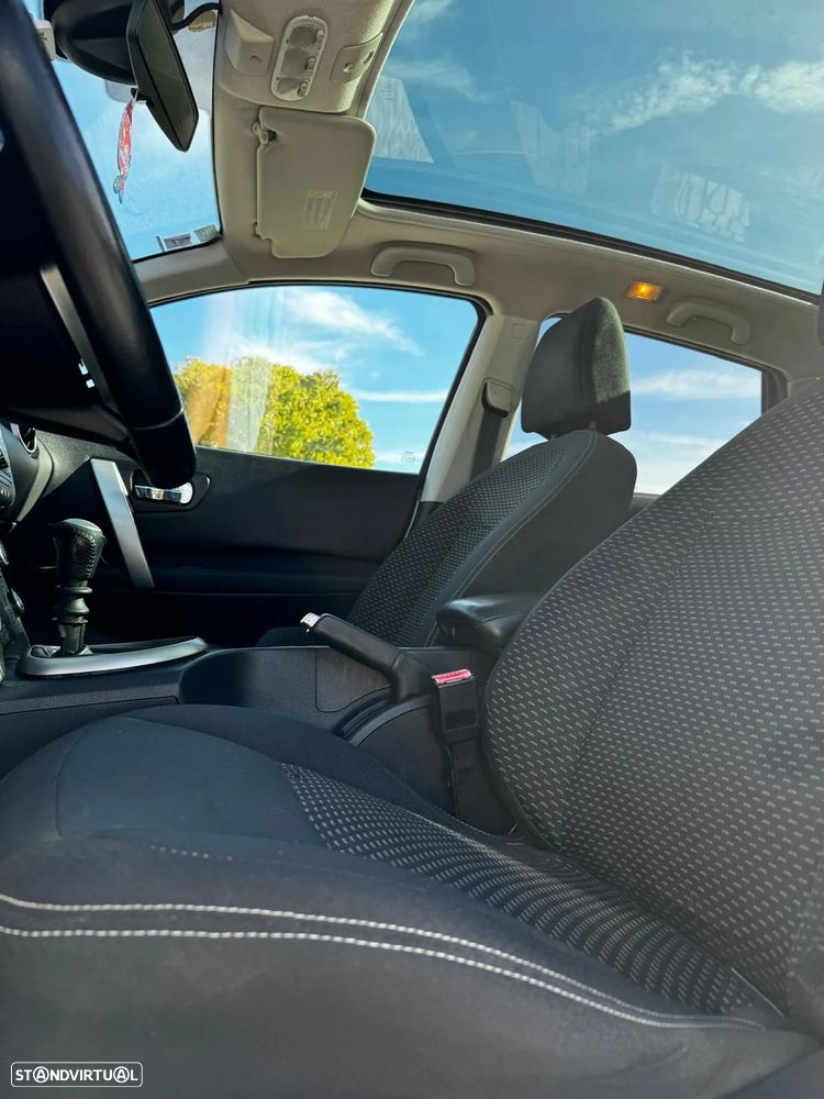 Nissan Qashqai +2 - 18