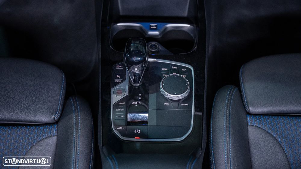 BMW 116 d Pack Desportivo M Auto - 15