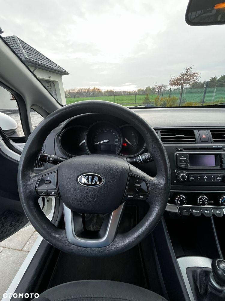 Kia Rio 1.2 M (klm) - 9