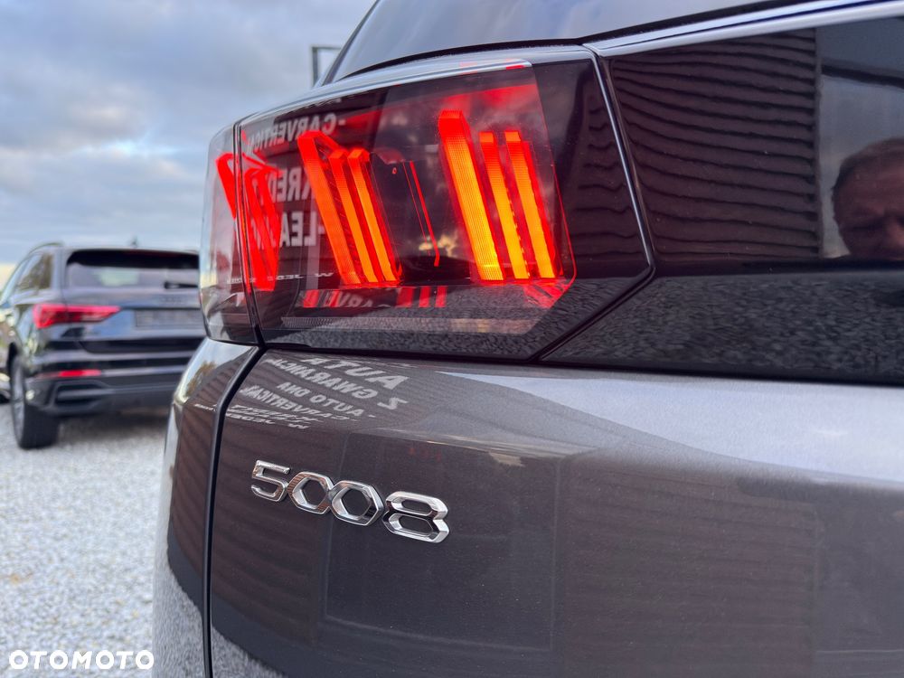 Peugeot 5008 - 12