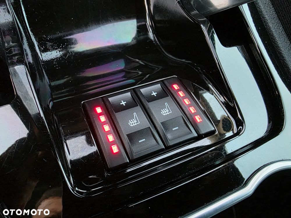 Ford S-Max 2.0 TDCi DPF Titanium - 22