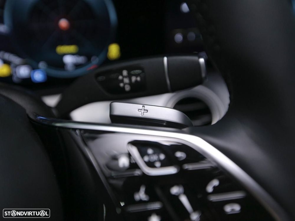 Mercedes-Benz E 300 de Avantgarde 4Matic - 17