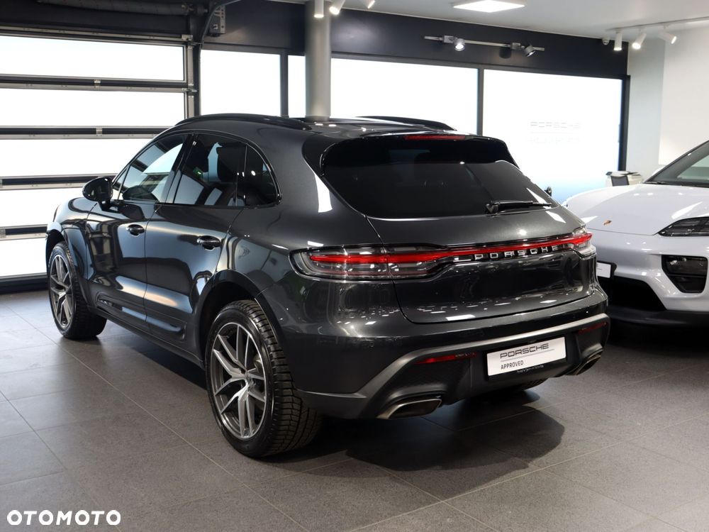 Porsche Macan Standard - 3