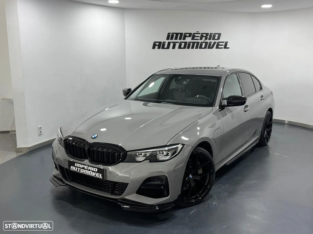 BMW 330 e Pack M Auto - 1
