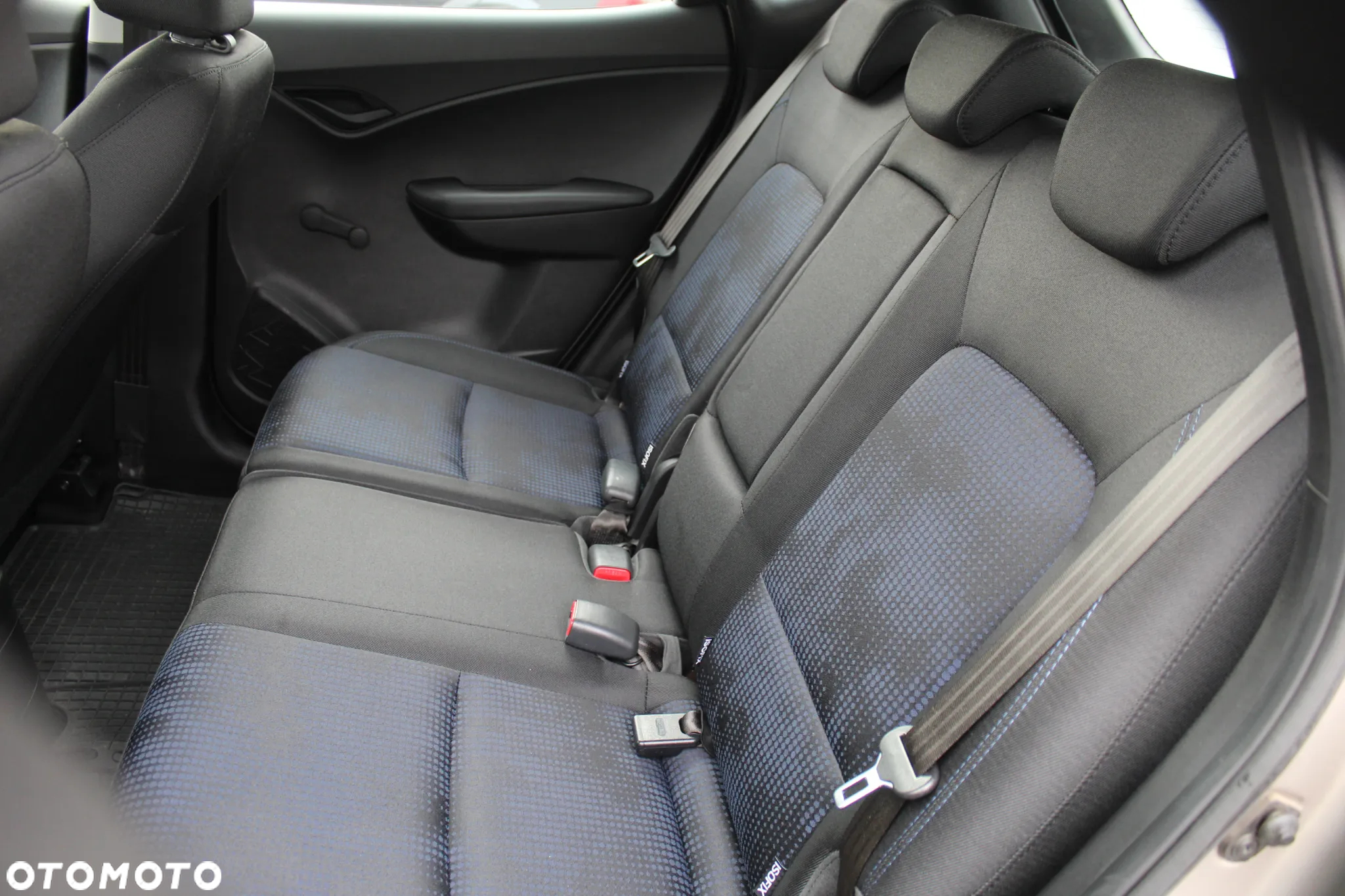 Hyundai ix20 1.4 Classic + - 11
