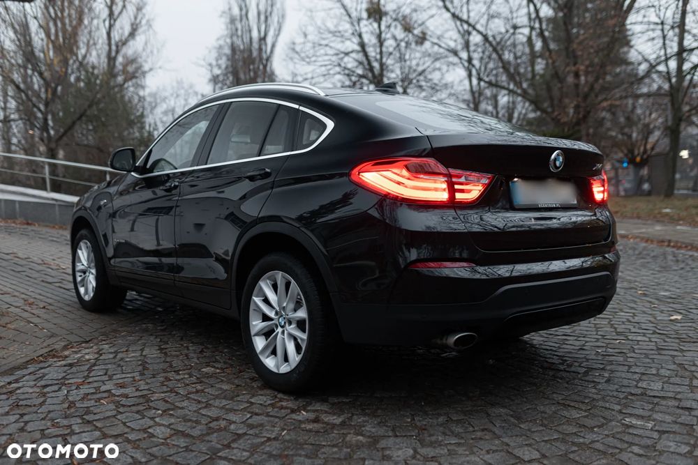 BMW X4 xDrive20d Advantage - 10