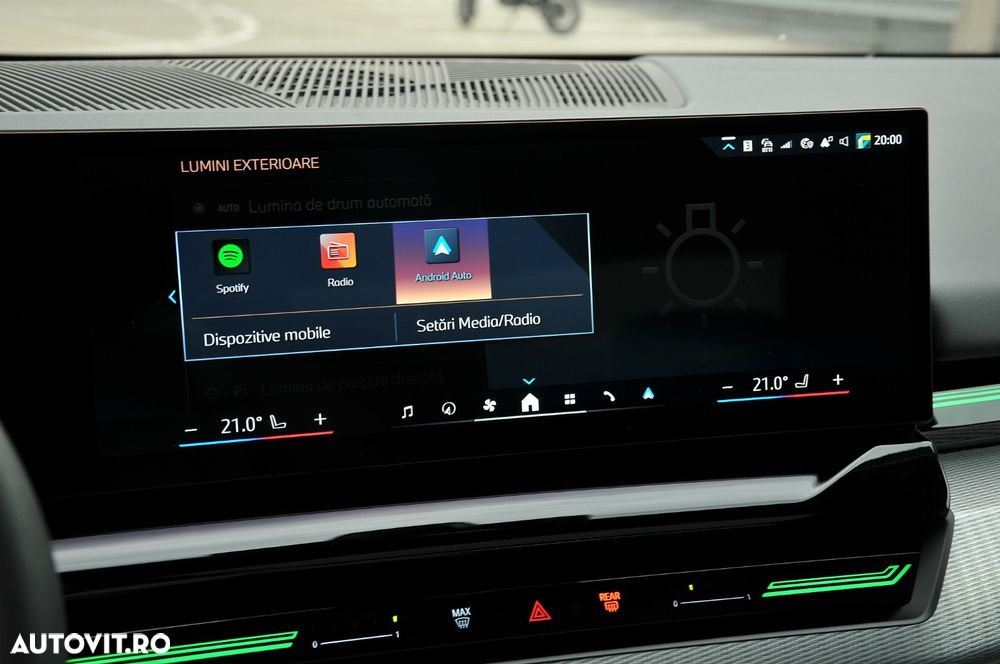 BMW Seria 5 520i AT MHEV - 18