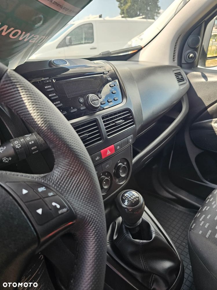 Opel COMBO - 9