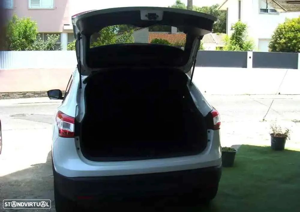 Nissan Qashqai 1.5 dCi Tekna Premium - 46