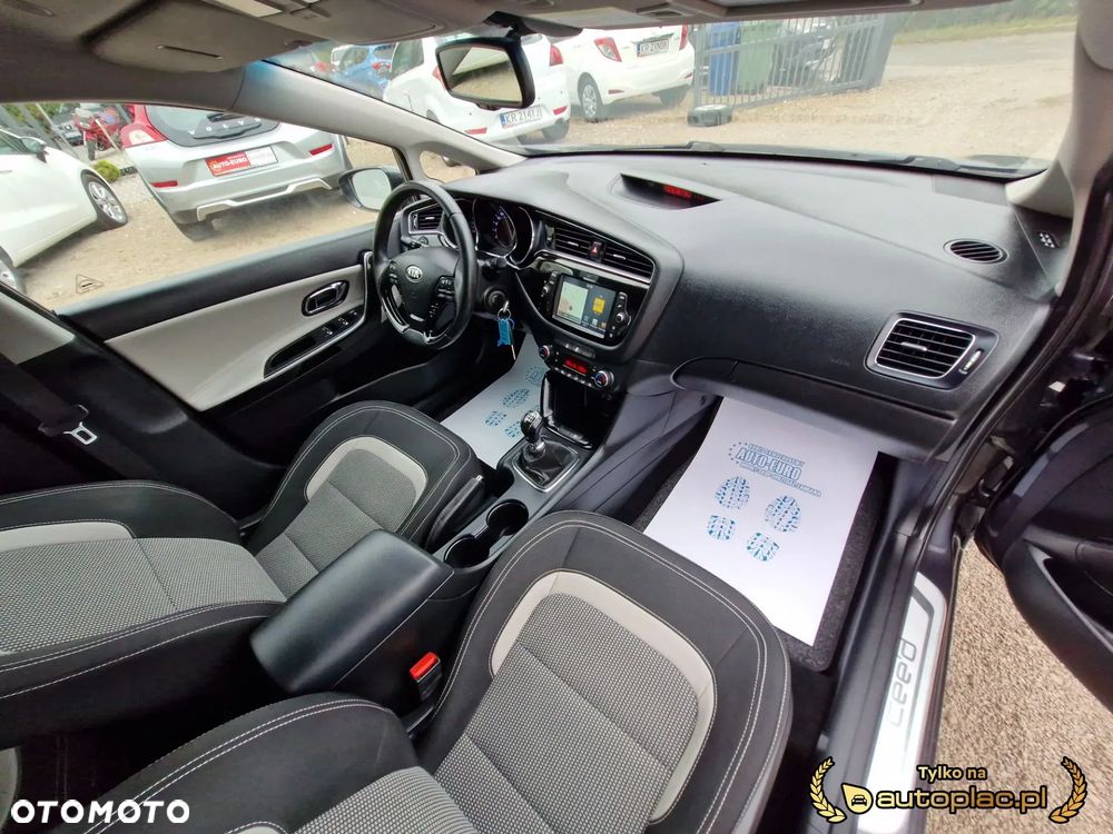 Kia Ceed 1.4 L Business Line - 24