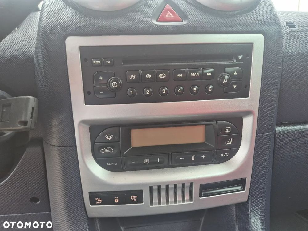 Peugeot 1007 110 2-Tronic RC-Line - 17