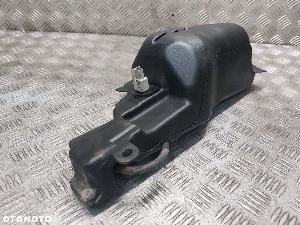ZBIORNICZEK PŁYNU SPRYSKIWACZY RAM 1500 I LIFT 5.7 13- 1002406AK - 3
