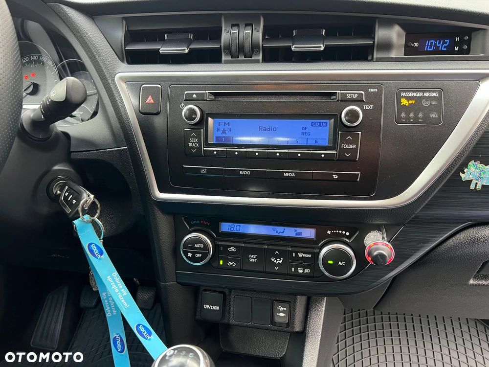 Toyota Auris 1.4 D-4D Active - 27