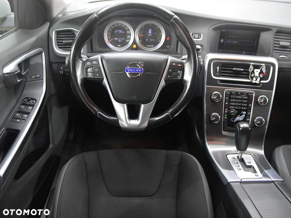 Volvo V60 D4 Geartronic - 15