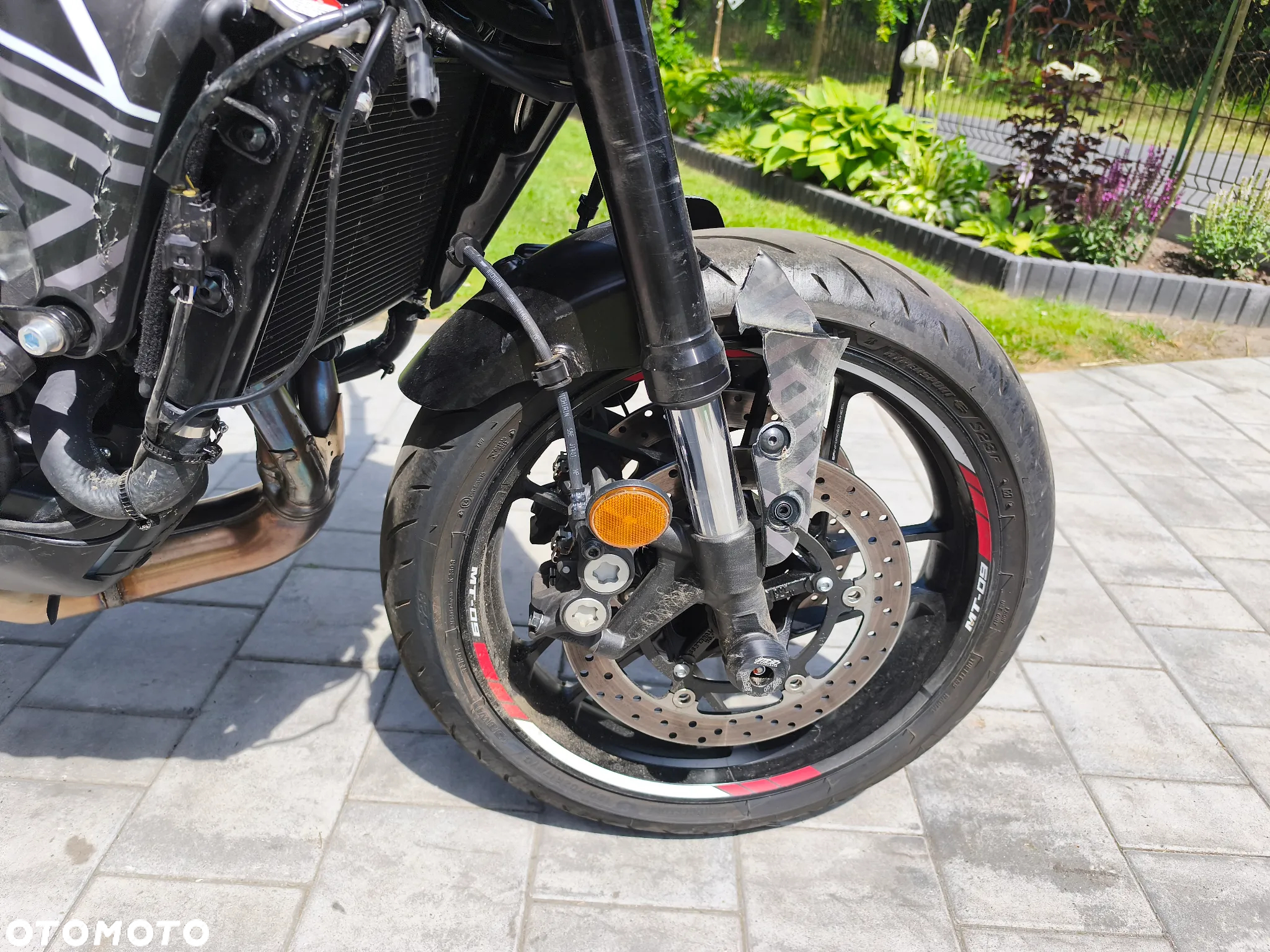 Yamaha MT - 17