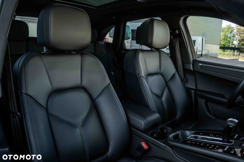 Porsche Macan Standard - 17