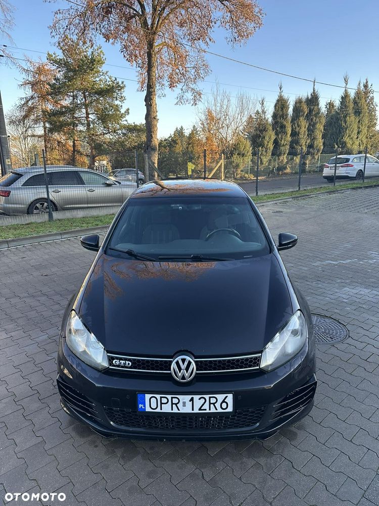 Volkswagen Golf - 4