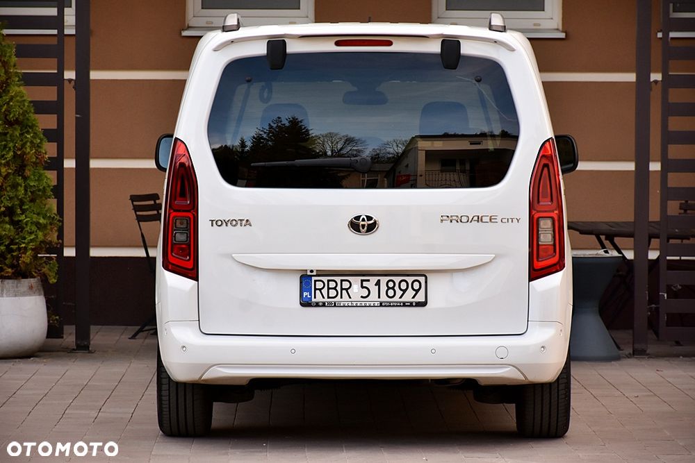 Toyota Proace City Verso 1.2 Turbo L1 Team Deutschland - 14