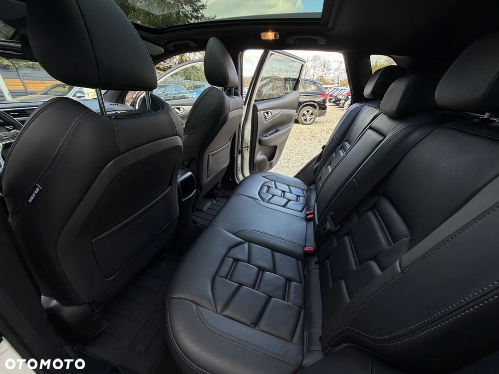 Nissan Qashqai 1.3 DIG-T Tekna+ DCT - 16