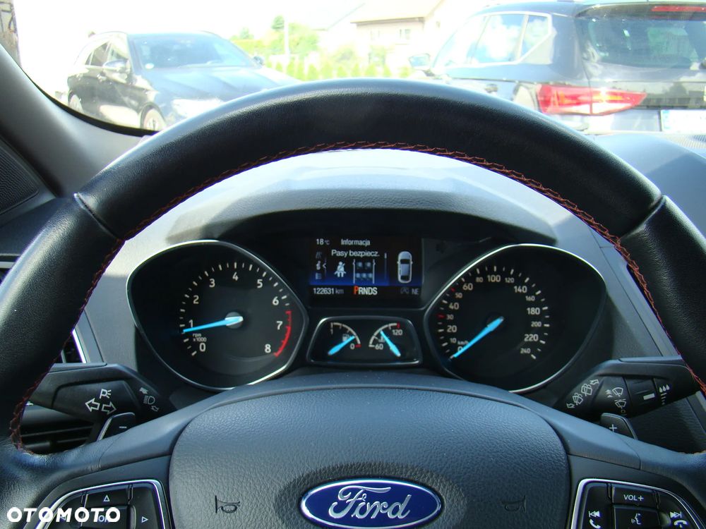 Ford Kuga 2.0 EcoBoost 4x4 ST-Line - 27