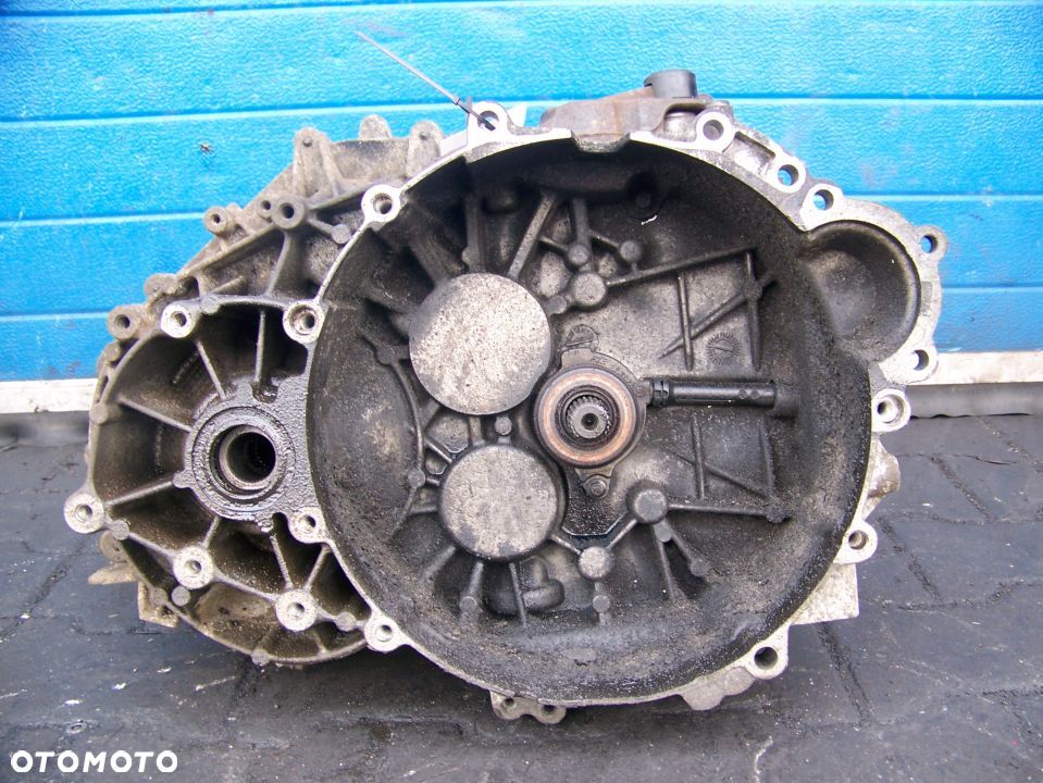 VOLVO S60 V60 V70 2.0 D3 163KM SKRZYNIA CG9R7002JC