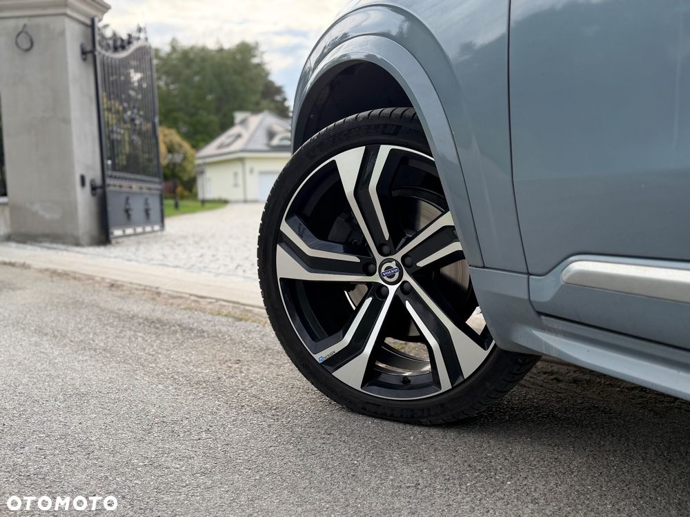 Volvo XC 90 B5 D AWD R-Design - 28