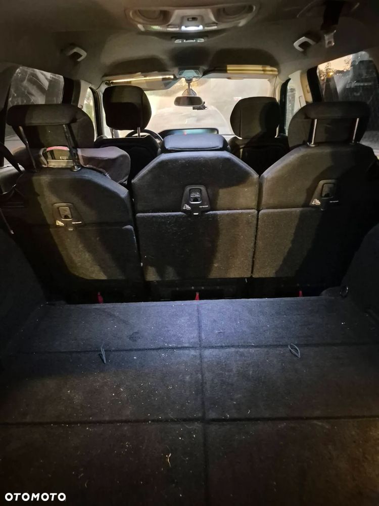 Citroën C4 2.0 HDi Exclusive - 6