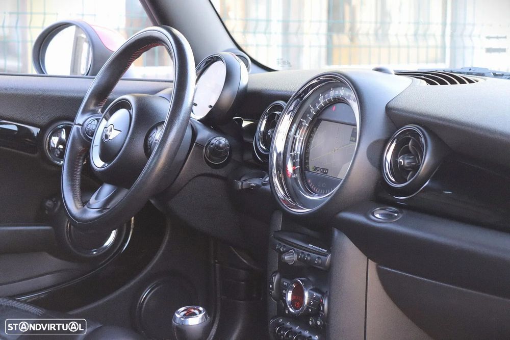 MINI 3 Portas John Cooper Works - 22
