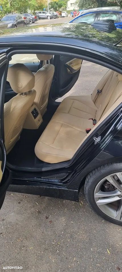 BMW Seria 3 330e iPerformance M Sport - 10