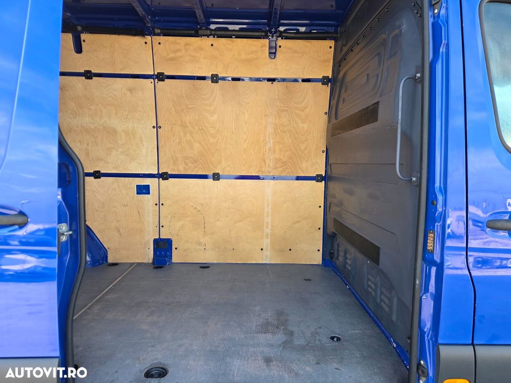 Mercedes-Benz New Sprinter L3H2 - 14