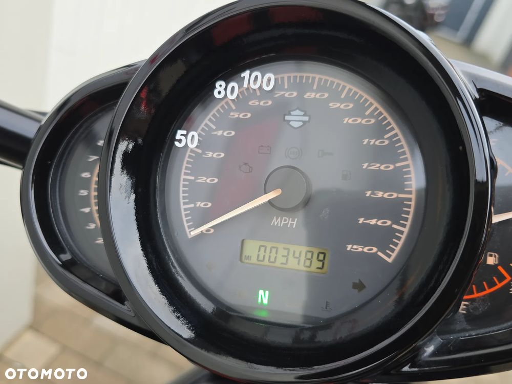 Harley-Davidson V-Rod Night Rod - 6