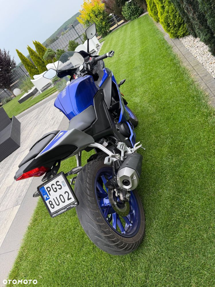 Yamaha YZF - 6