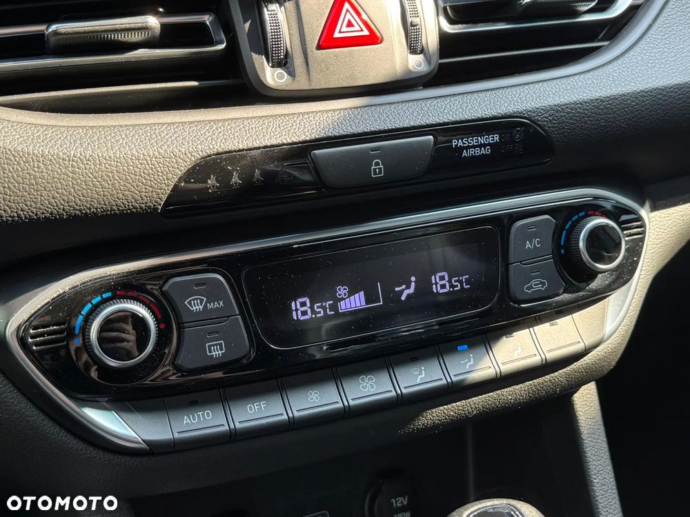 Hyundai i30 N 2.0 T-GDI Performance DCT - 22