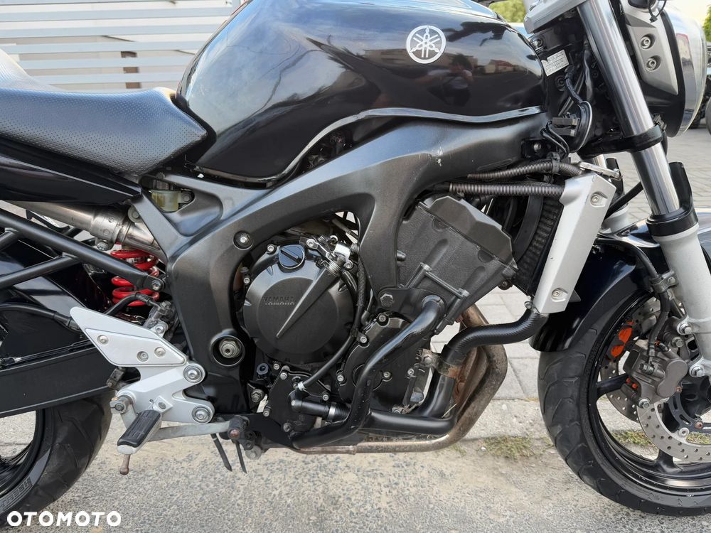 Yamaha FZ6 - 12
