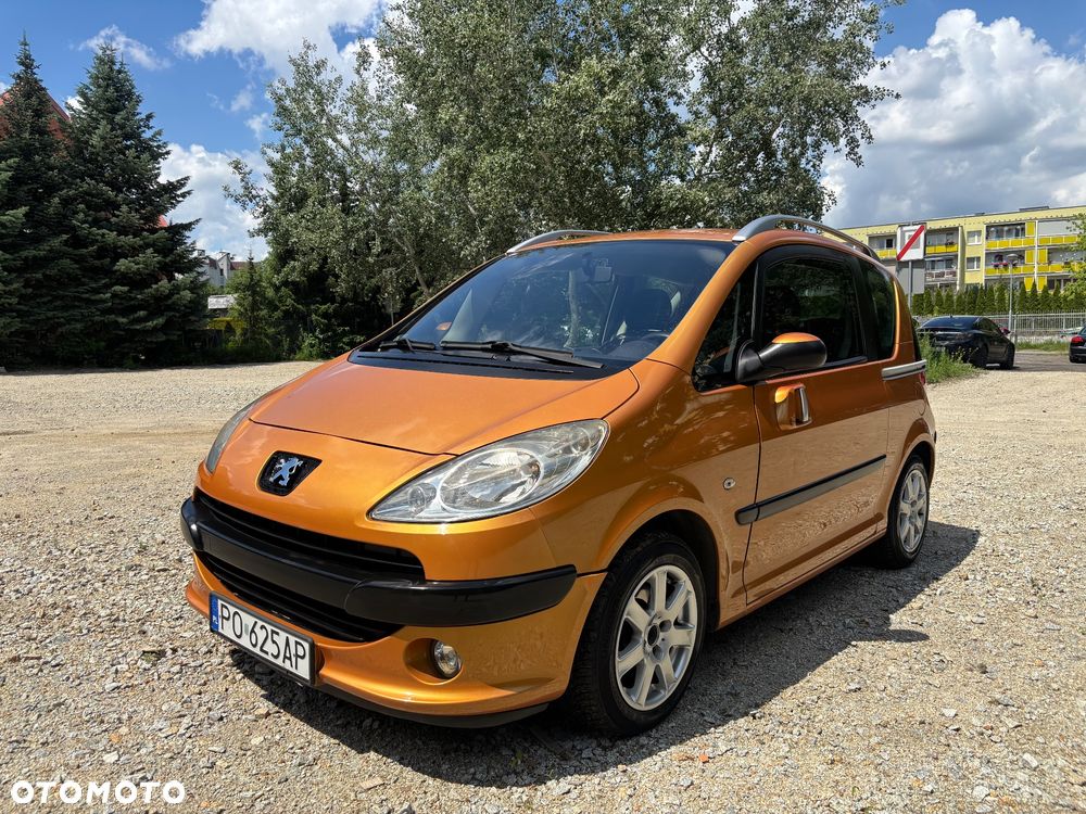 Peugeot 1007 1.4 Trendy - 1