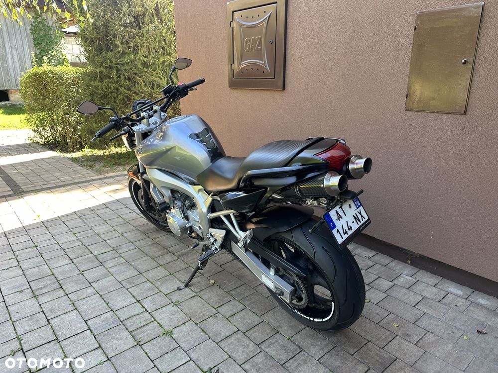 Yamaha FZ6 - 16