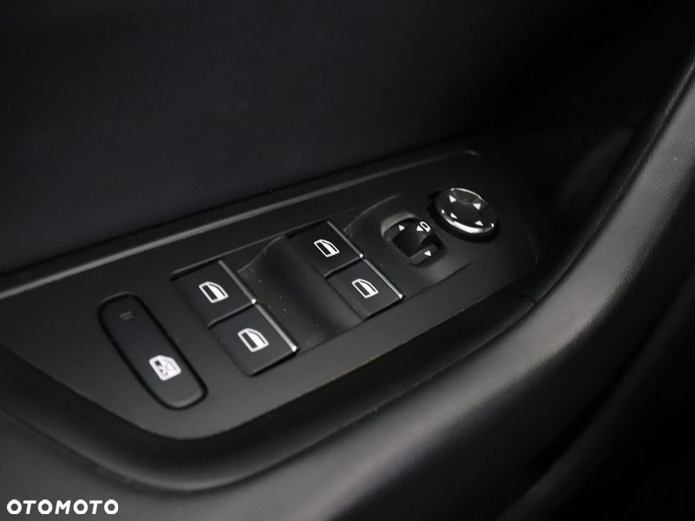 Peugeot 508 2.0 BlueHDi Allure S&S EAT8 - 40