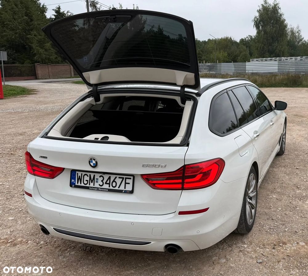 BMW Seria 5 520d Sport Line - 5