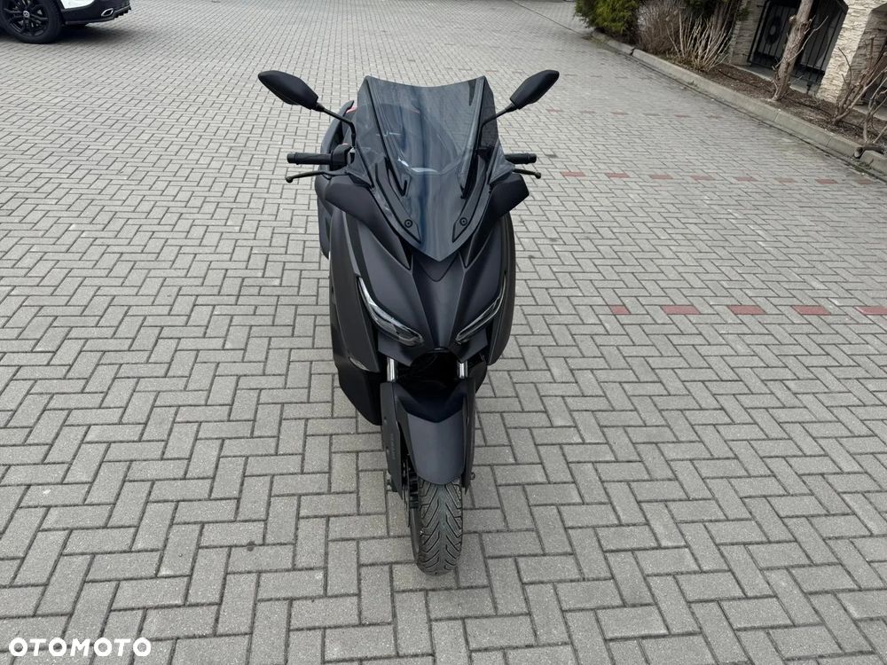 Yamaha X-max - 8