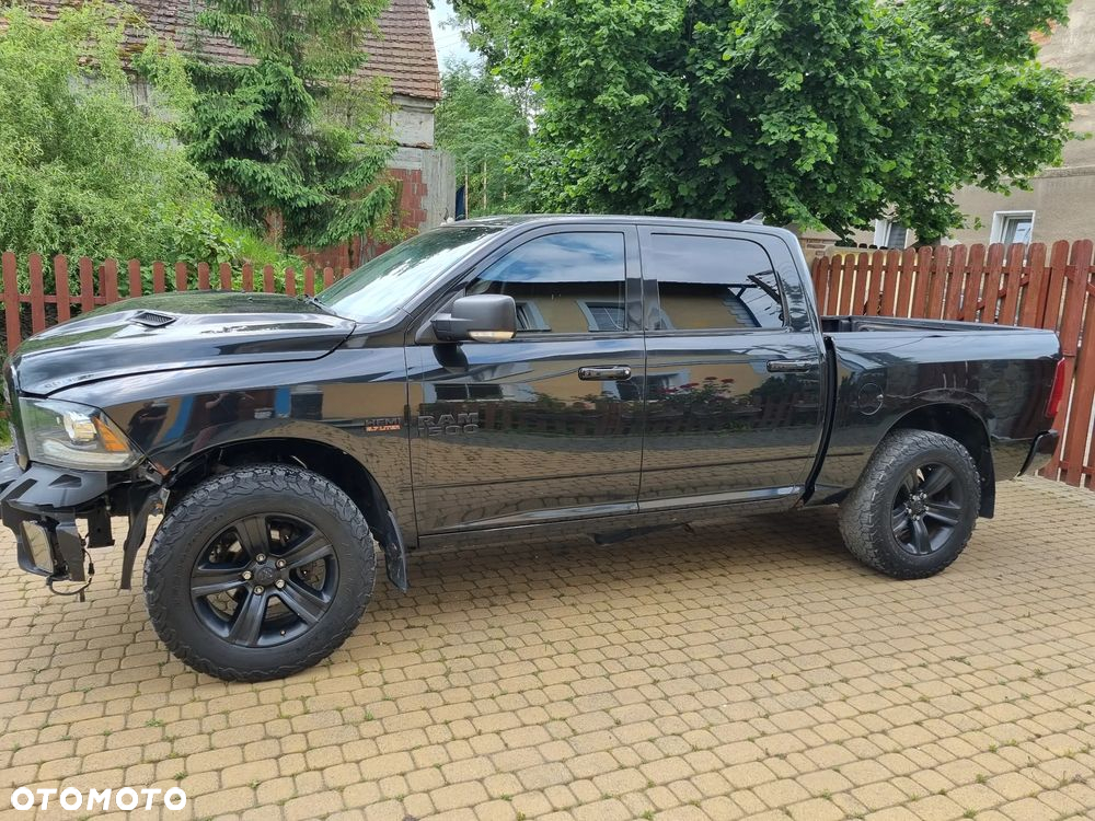 Dodge RAM 1500 5.7 4x4 - 4