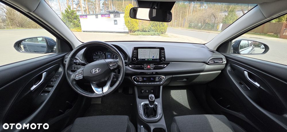 Hyundai i30 1.5 DPI Smart - 9