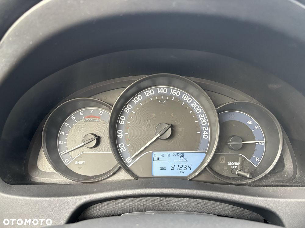 Toyota Auris - 3