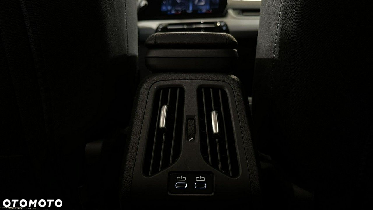 BMW Seria 2 - 24