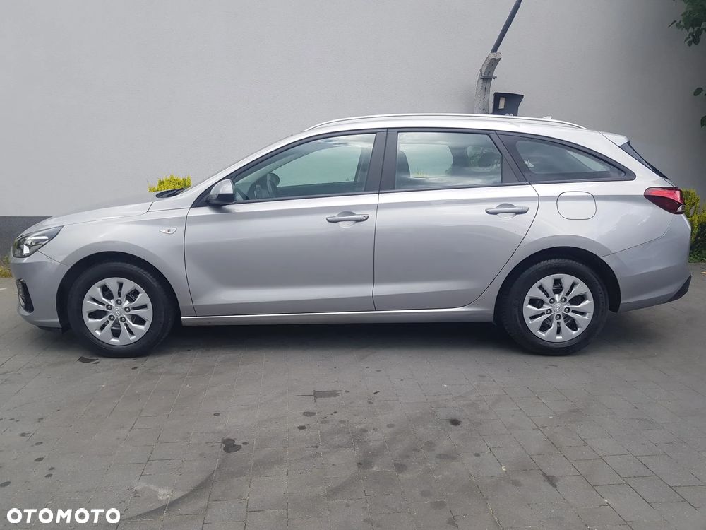 Hyundai i30 1.5 DPI Modern - 2