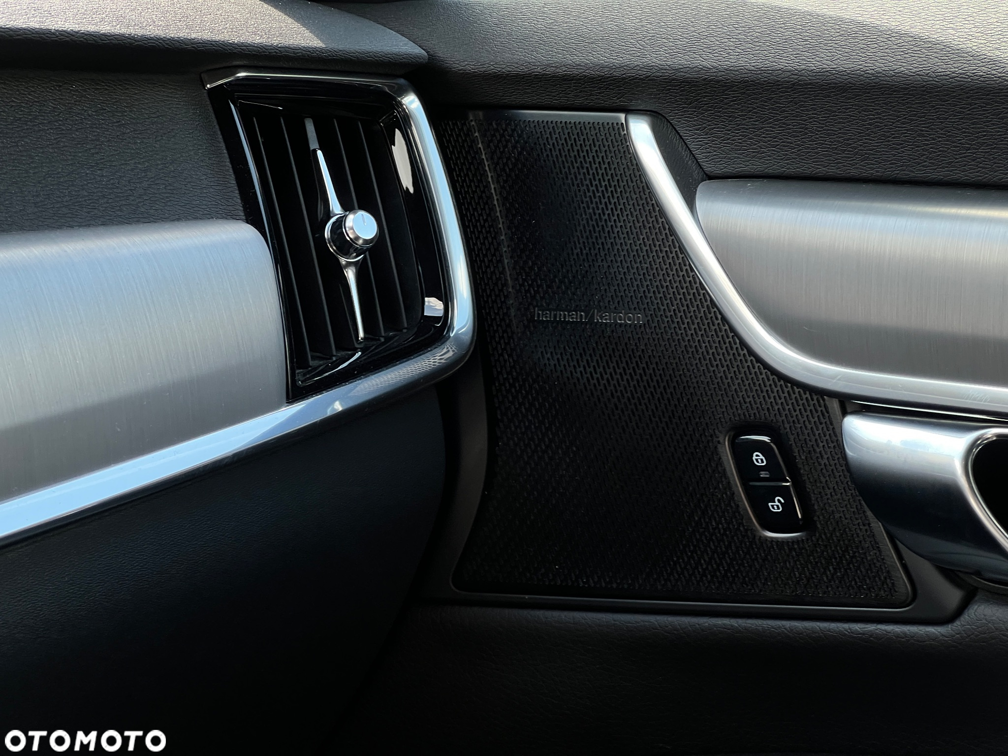 Volvo V90 D4 AWD Geartronic Inscription - 14
